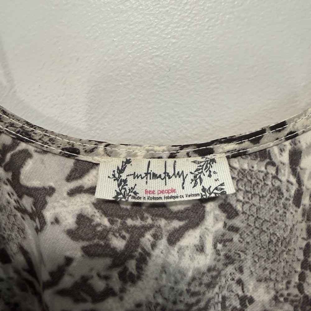 Free People Day To Night Ruched Python Print Slip Dress Size Small - Picture 4 of 8
